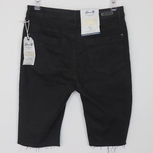 Seven7 Bombshell Bermuda Shorts 6 Black Stretch